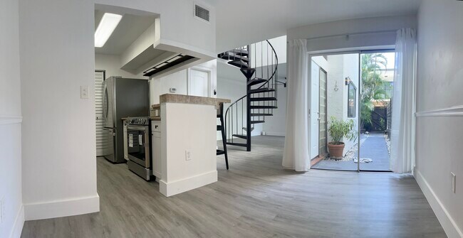 Photo - 3209 Bird Ave