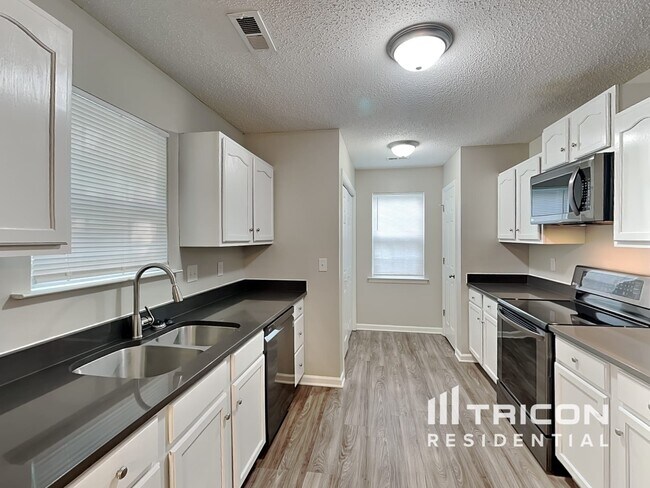 Photo - 700 Continental Dr