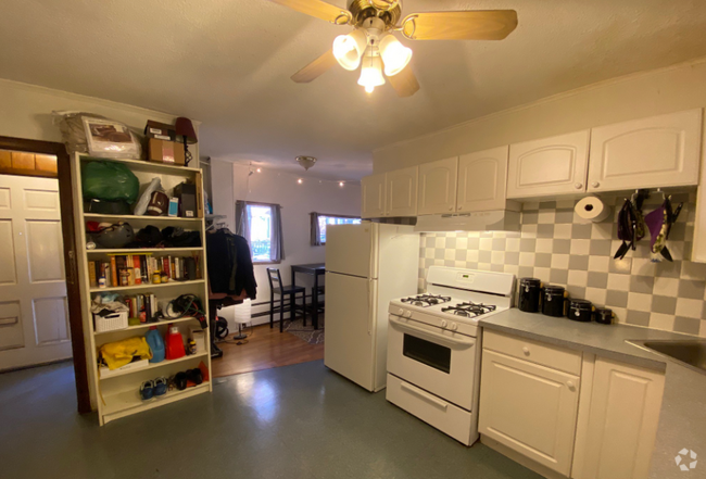 Building Photo - 307 Shawmut Ave Rental