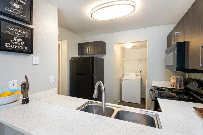 Boulevard at 4201 Apartments