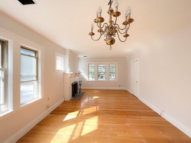 Photo - 214 Derby St Unit 214