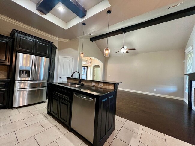 Photo - 113 London Dr