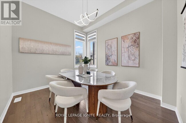 Photo - 235 Port Darlington Rd