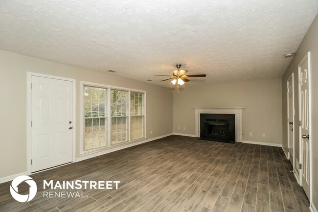 Photo - 2079 Winsburg Dr