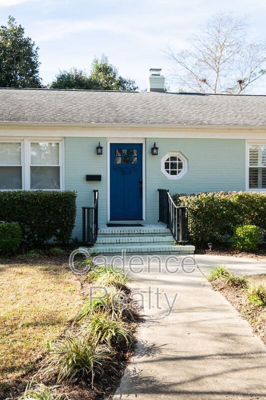 Photo - 308 Wayne Dr