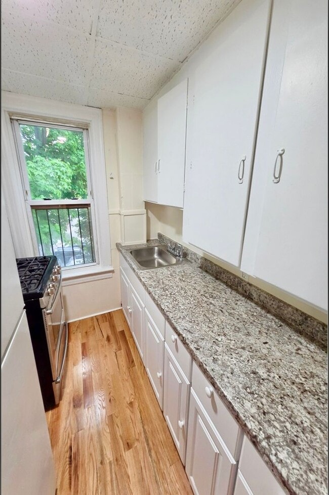 Photo - 47 Montgomery St Unit #2R