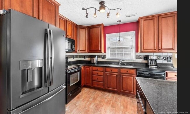 Photo - 1775 Potomac Dr
