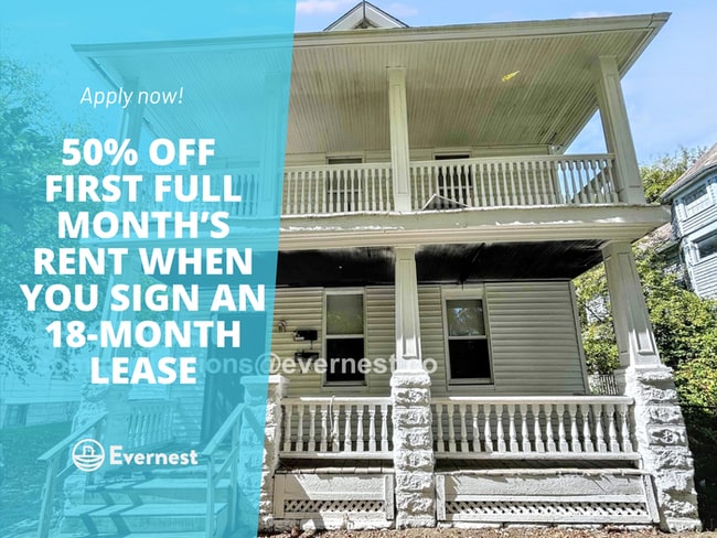 Building Photo - 1100 E 74th St