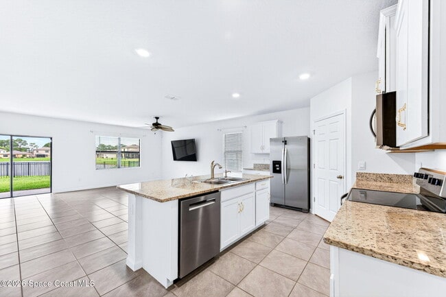 Photo - 1477 Mineral Lp Dr NW