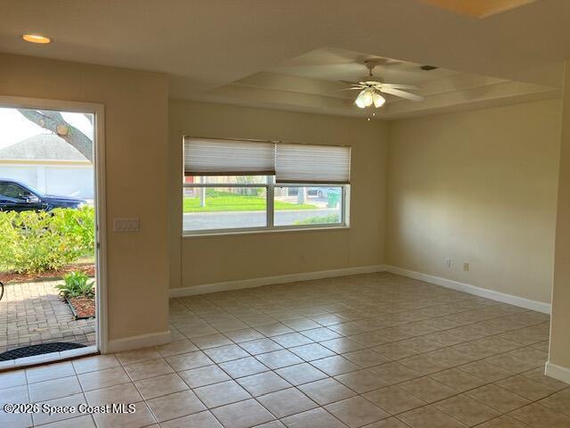 Photo - 742 Bantry Ct