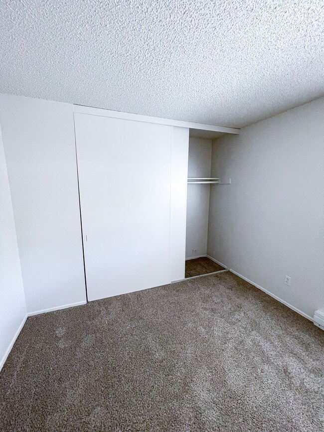 Halsey Summit Apartments