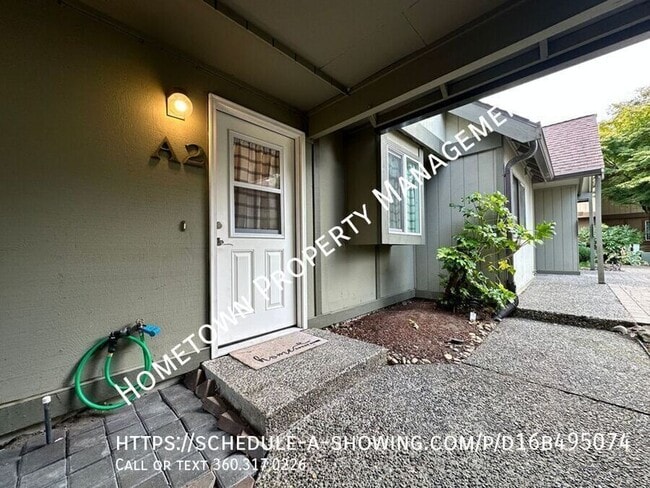 Building Photo - 220 Israel Rd SW Unit #A-2 Rental