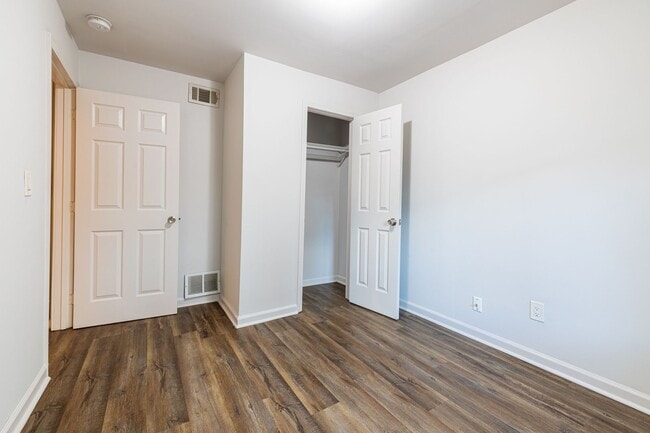 Dwell at the Alcove