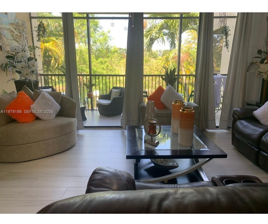 Photo - 2821 SW 87th Ave Unit 812