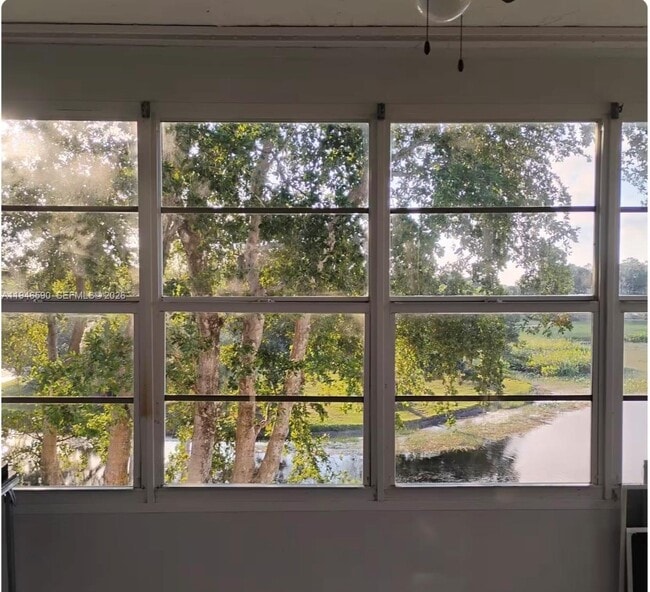 Photo - 9460 Poinciana Pl Unit 405