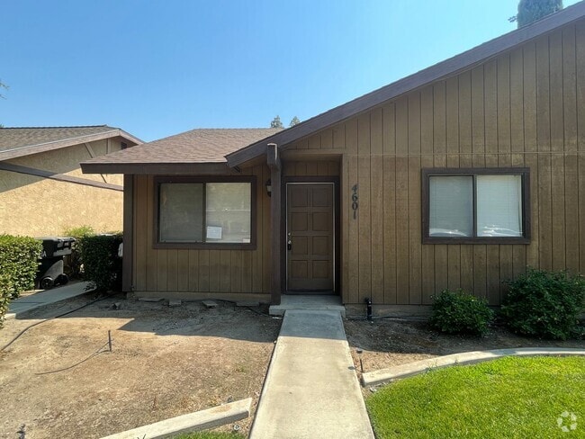Building Photo - 4056 Unit 4601 Rental