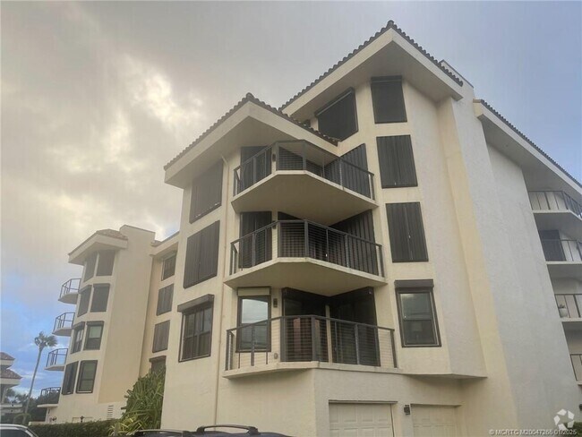 Building Photo - 4100 N Hwy A1A Unit 325 Rental