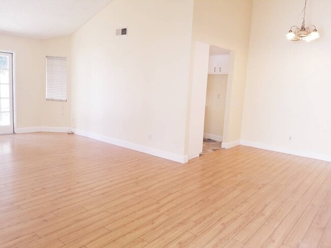 Photo - 14156 Oro Grande St