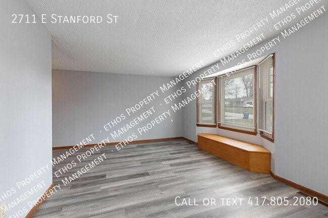 Photo - 2711 E Stanford St