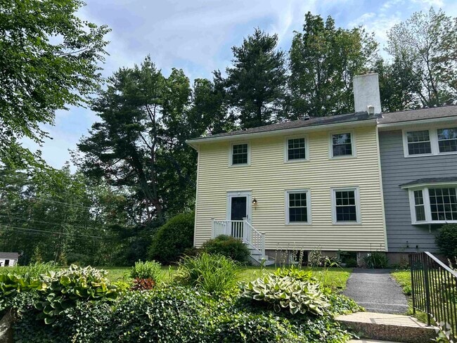 Building Photo - 41 Boulder Brook Dr Unit 1 Rental