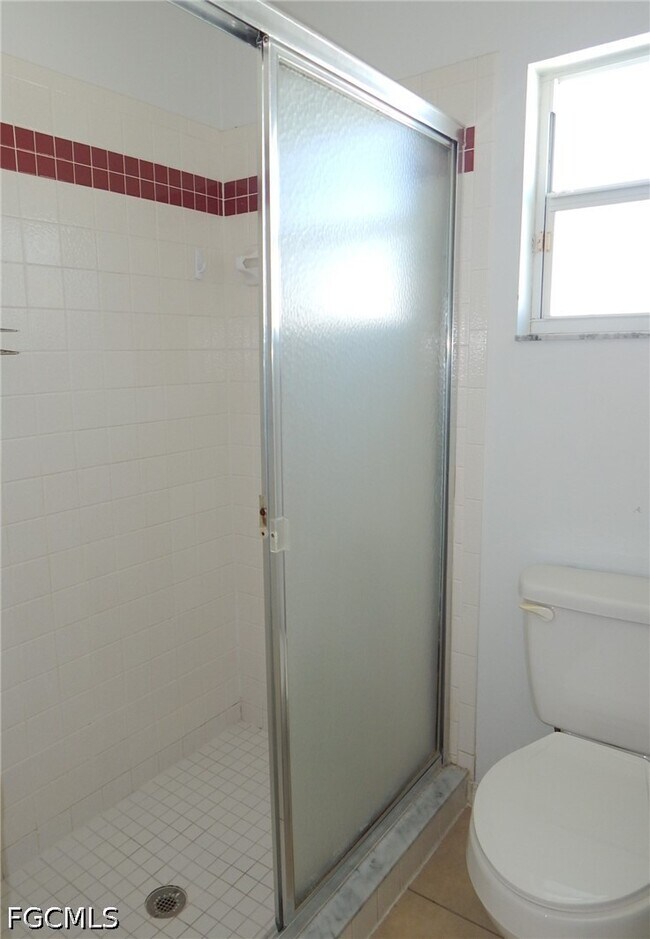 Photo - 135 SE 29th St