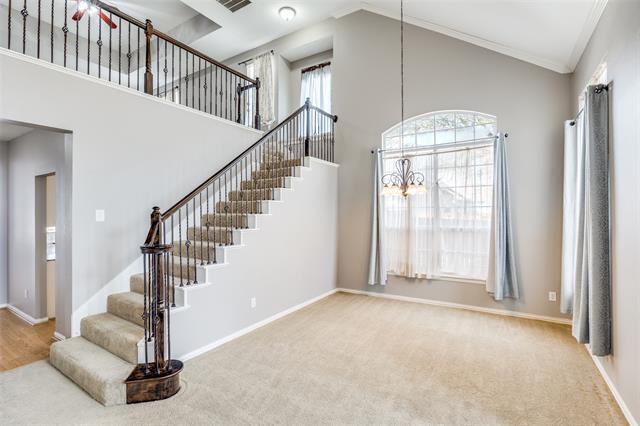 Photo - 300 Parkhurst Ln