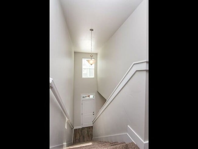 Photo - North Salt Lake 3 bed, 2.5 bath, Garage
