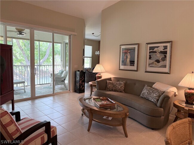 3555 Laurel Greens Ln N Unit 202