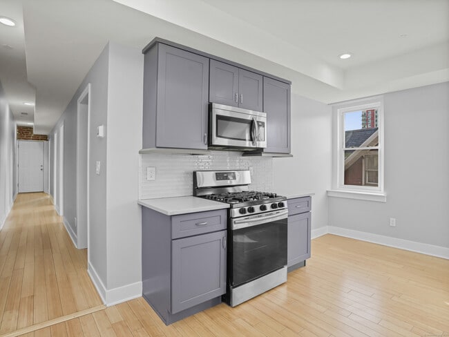Photo - 775 Atlantic St Unit 3L