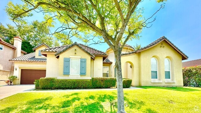 Building Photo - Fantastic Single-Story in the desirable an... Rental