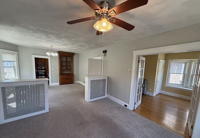 Building Photo - 20 Benton Rd Unit 2