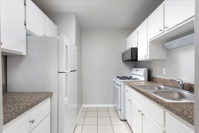 Photo - 5740 East Ave Unit 2F