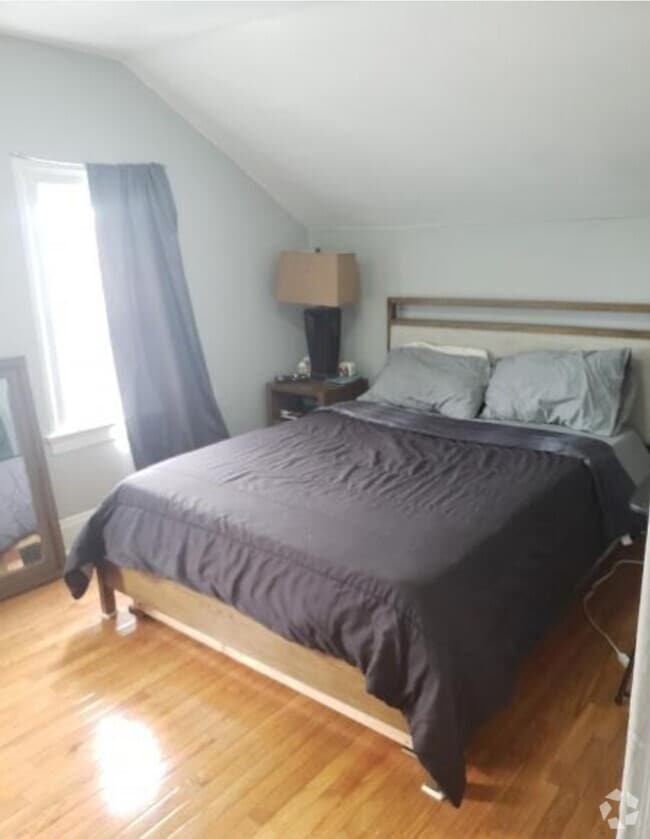 Building Photo - 474 E 18th St Unit 474 Rental