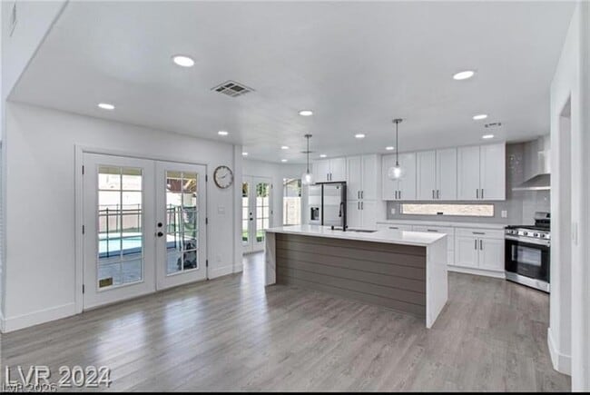 Building Photo - 8312 Bermuda Beach Dr