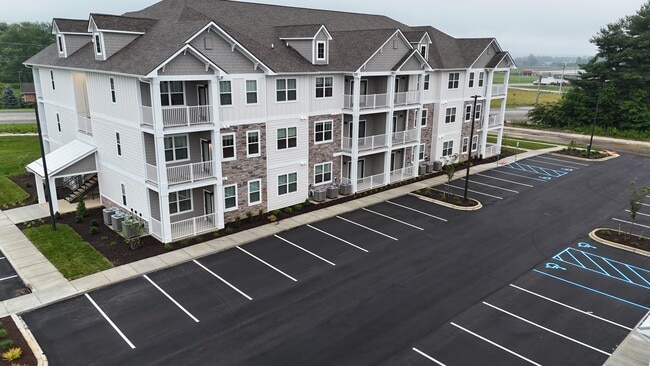 Fountains at Cool Springs - Fountains at Cool Springs Apartments