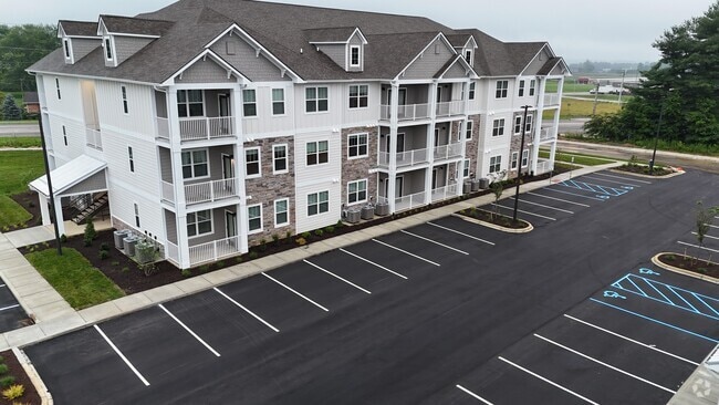 Building Photo - Fountains at Cool Springs Rental
