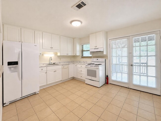 Photo - 309 Cecelia Dr NW