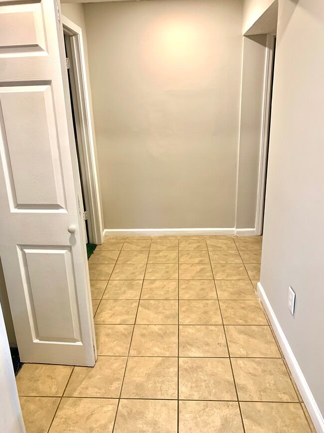 Photo - 1868 Stonebrook Way Unit 2 bd basement apartment