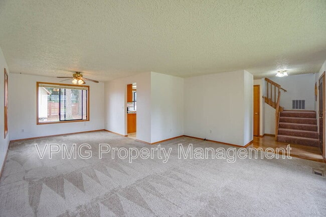 Photo - 4017 NE 157th Ave