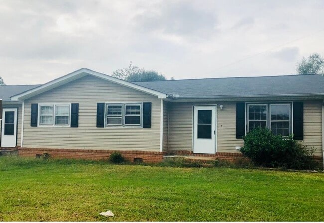 Building Photo - 110 Hunter Dr Unit 110