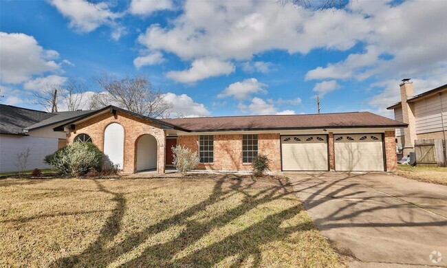 Building Photo - 19426 Leafwood Ln Rental