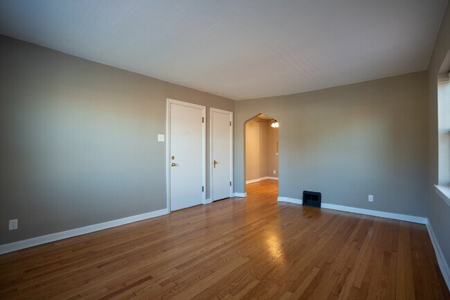 Bedroom - 5608 Chippewa St Unidad 1W