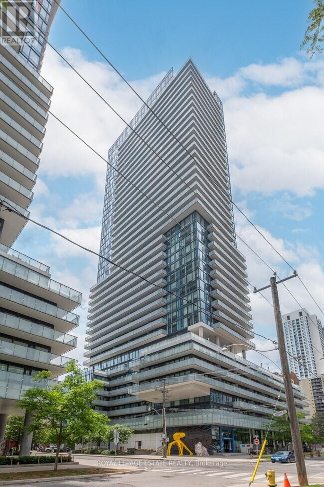 Photo - 161 Roehampton Ave Unit 2607