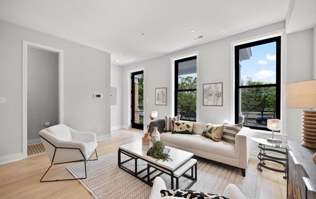 431 Quincy St NW Unit 1