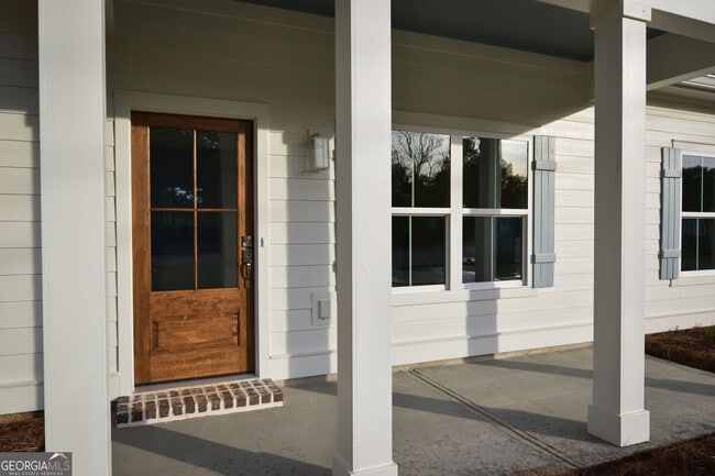 Photo - 1070 Moreland Dr