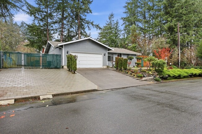 Photo - Move in ready! 3 bed 2 bath, 2 car garage - fully customized outdoor living space! Olympia School...