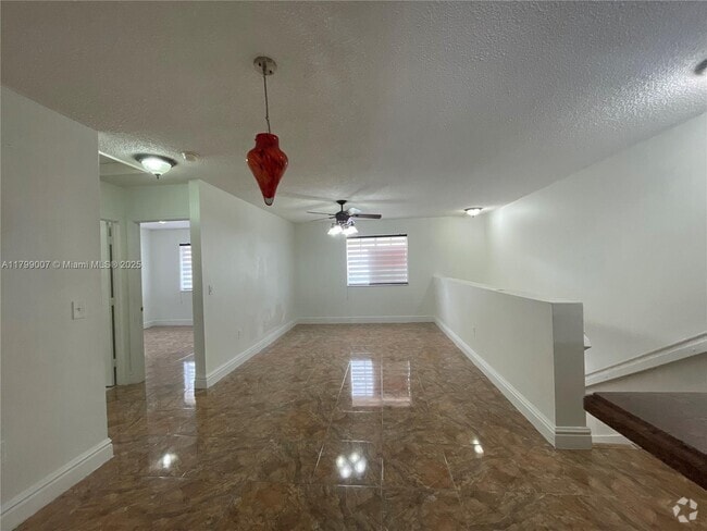 Building Photo - 7425 W 22nd Ave Unit 202 Rental