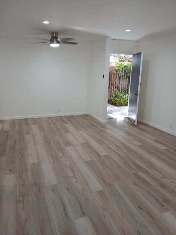 Photo - 533 S Hudson Ave Unit 4