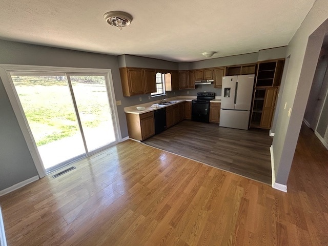 Photo - 209 Sidney St