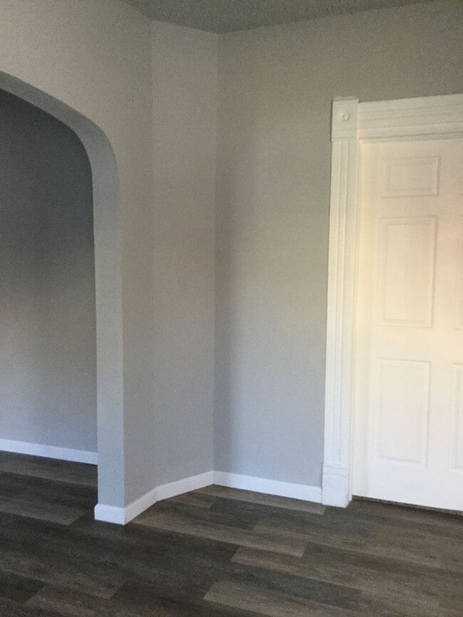 Photo - 2+ Bedroom home Near Downtown!